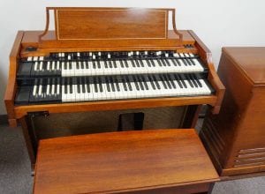Hammond A100 organ front