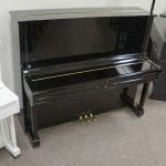 Yamaha U3H 1924418 closed
