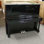 Yamaha U3H 2611081 closed