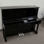 Yamaha UX1 closed