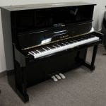 Yamaha UX1 side