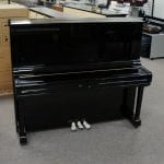 Yamaha U3 2886643 closed
