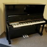 Yamaha U3 3296901